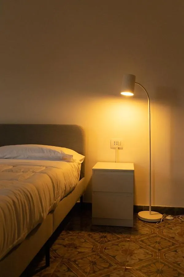 Nella'S Carlo III Apartment Naples