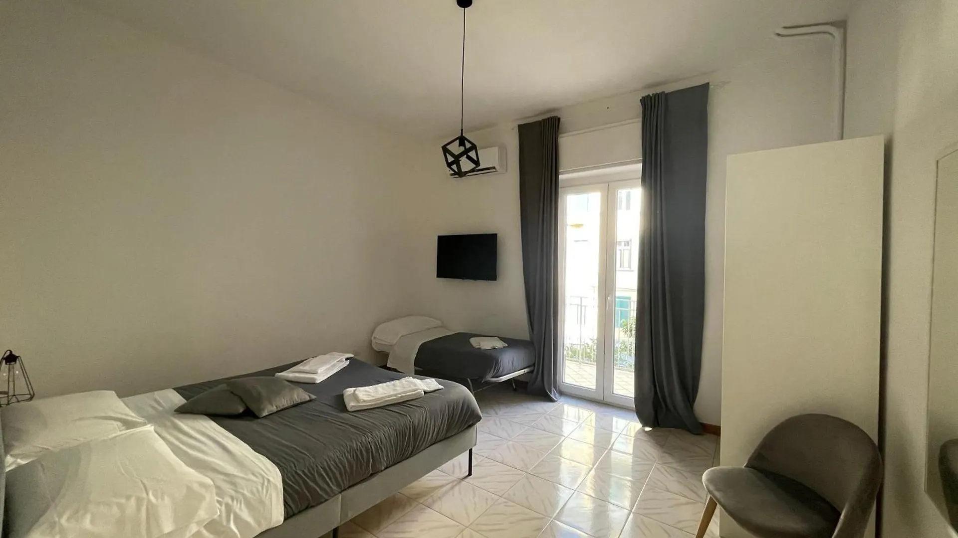 Nella'S Carlo III Apartment Naples Italy
